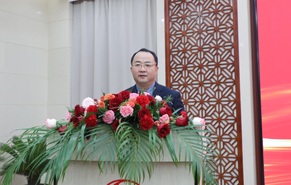 解码人生就是搏集团：：绿色智造、、跨界出海，古板制造企业的“新质”突围